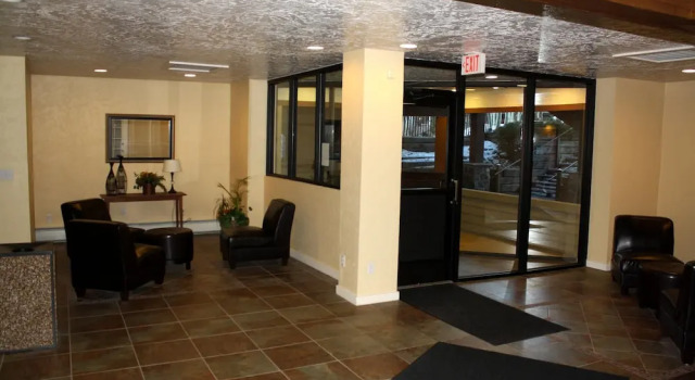 Longbranch 115 - 2 Bedroom Pool Access, Rezerwuj Hotel Hotele w Vail Ski z parkingiem, Parking