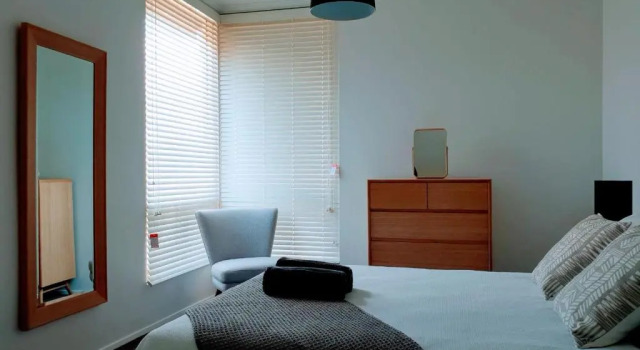 Number 9 Leisure Stay, Book Hotel  
