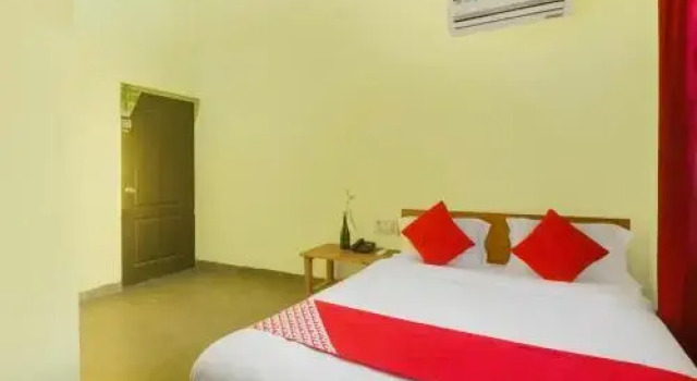Coco Mango by OYO Rooms, Забронировать Отель Отели штата Махараштры 3 звезды, 3*