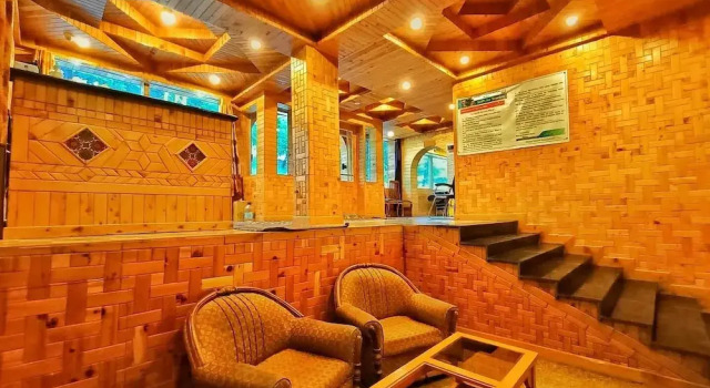 Mulberry Hotel, Prenota Hotel Hotel e alloggi a Karimabad, Hotel