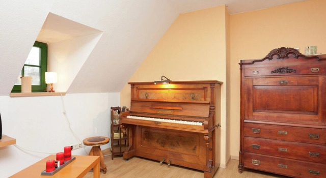 Beautiful Apartment in the Ore Mountains With Sauna and Solarium in a top Location, Rezerwuj Apartament Walthersdorf Niemcy