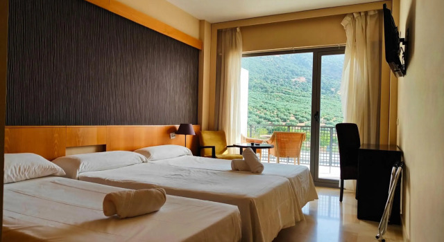 Hotel Mencia Subbética, Забронировать Отель Донья-Менсия Cordoba Province