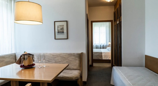 Четырёхместный номер Standard Hotel Terme Villa Regina