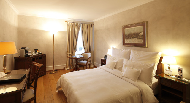 Domaine de Châteauvieux, Book Hotel 4-stjernede hoteller i Geneve, 4*