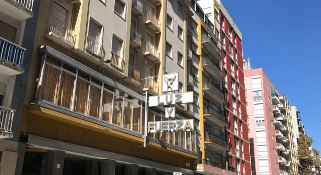 Luz y Fuerza, Rezervasyon Otel Buenos Aires yemekli oteller, Yarım Pansiyon / Tam Pansiyon