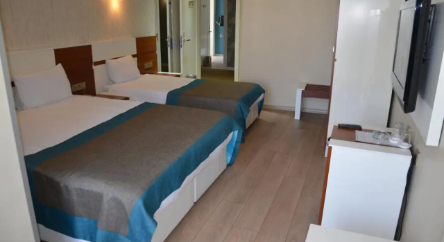 Grand Ahos Hotel