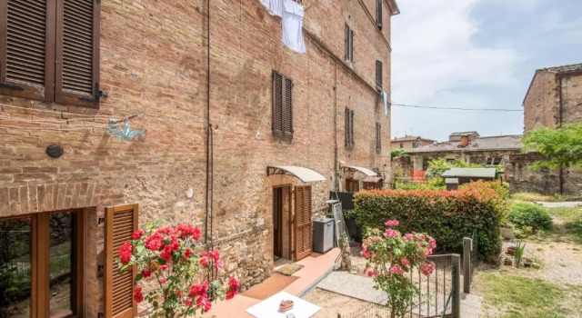Borgo Rosia 85