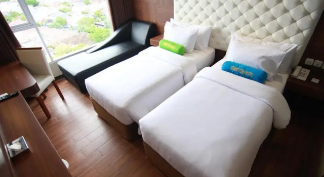 Superior Twin room Grand Tebu Hotel