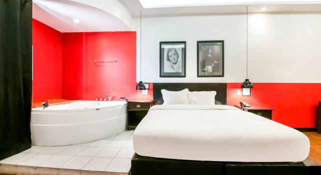 OYO 768 Morning Star Hotel