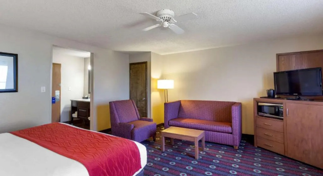 Люкс Comfort Inn West Valley - Salt Lake City South