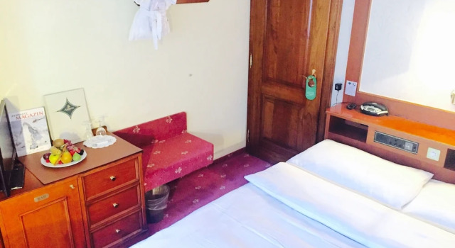 Номер Standard Antares Hotel