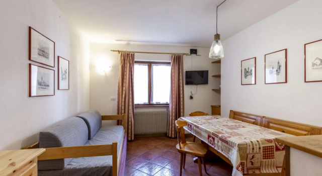 FRAINES 19 : typical three-room apartment (022039-AT-070085)-199 Fraines 19