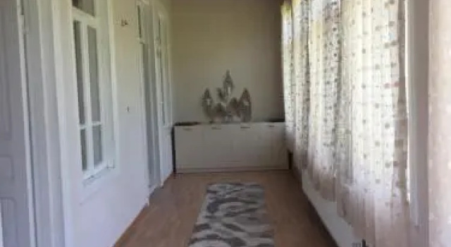 Lazuri Keria Family Guesthouse, Rezervovat Hotel Hotely v Imereti s parkováním, Parkování