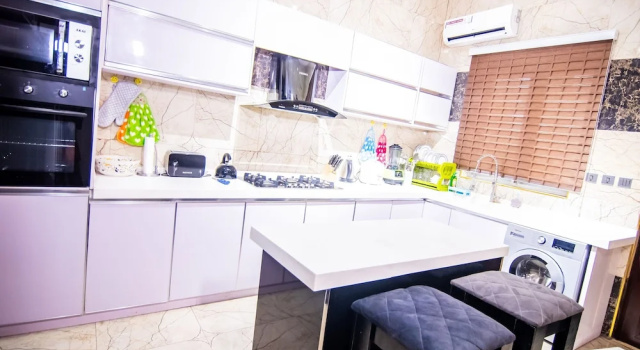 Коттедж Executive 4 bedroom house