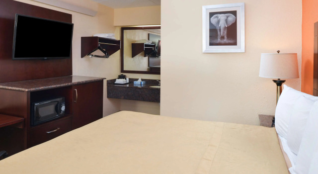 Двухместный номер Standard Americas Best Value Inn Pittsburgh Airport
