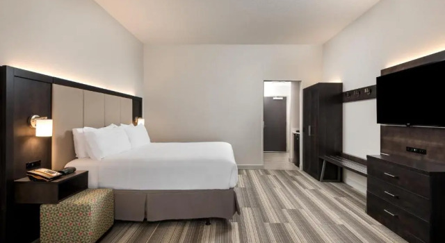 Run of House Holiday Inn Express & Suites Lakeland South by IHG