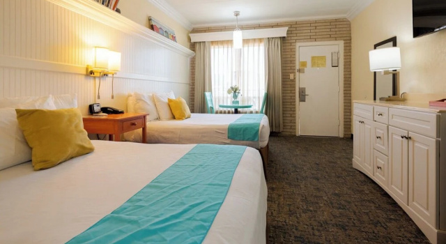 Четырёхместный номер Standard с видом на внутренний двор Gaidos Seaside Inn