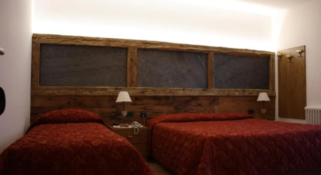 Трёхместный номер Standard с балконом Hotel Ciampian