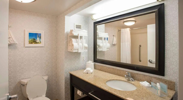 Четырёхместный номер Standard Hampton Inn Pensacola-Airport