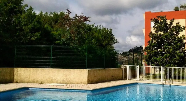 Bel appartement avec jardin privatif