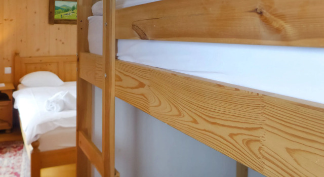 Chalet La Poya, Забронировать Шале Коттеджи Фрибург, Коттедж