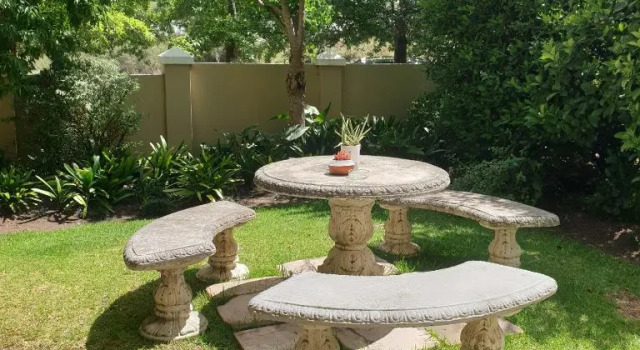 Garlick House, Забронировать Отель Отели Франсхук 4 звезды, рядом с Haute Cabriere Wine Estate, 4*