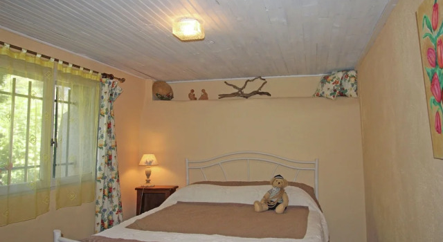 Alluring Cottage in Barjols With Roofed Terrace, Забронировать Дом для отпуска Отели Баржоль с парковкой, Парковка