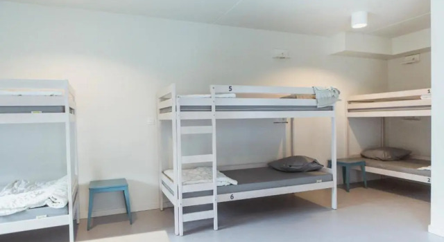 Кровать в общем номере Snuffel Youth Hostel