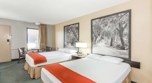 Super 8 by Wyndham Adel GA I-75, Prenota Hotel Hotel a Adel con colazione, Colazione