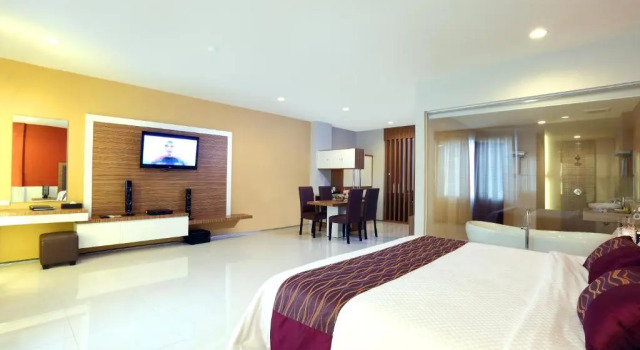 Люкс c 1 комнатой Lombok Plaza Hotel and Convention