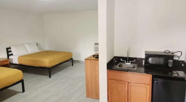 Номер Standard Economy Inn