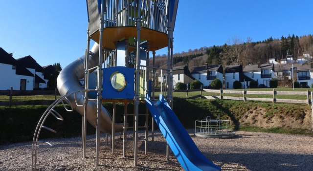 Апартаменты Classic Family holiday home in Hambachtal Holiday Park