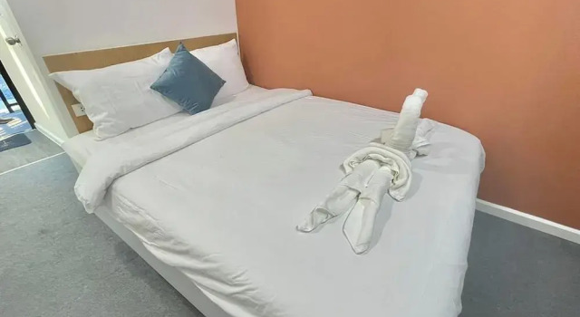Nomads Homestay Sriracha