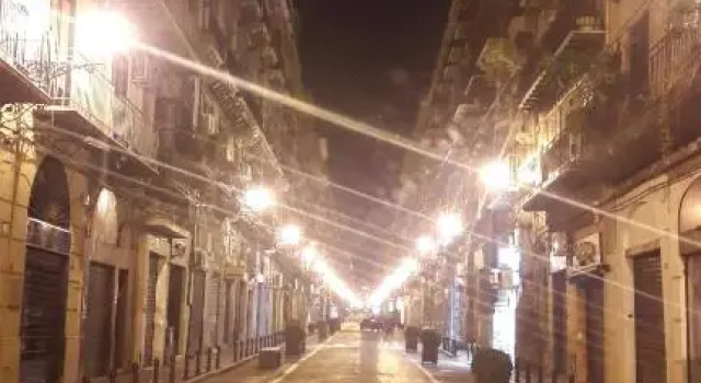 Locazione breve in pieno centro "Blue House"