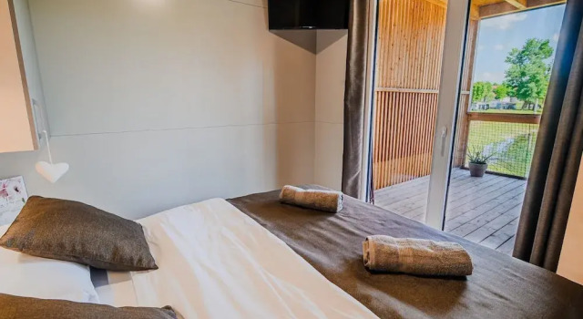 Номер Standard Lakeside Luxury Retreat Mobile Homes With Thermal Riviera Tickets