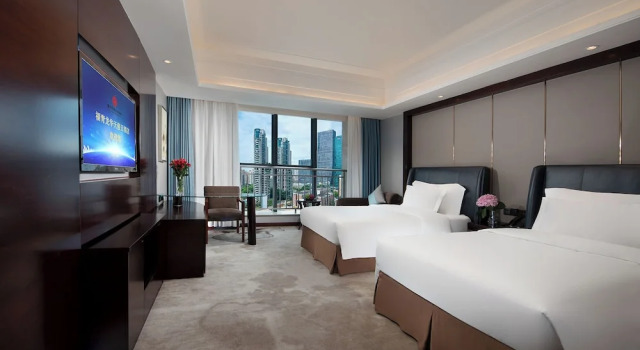 Fuqinglong Huatian Holiday Hotel