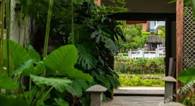 阳朔旧雨新知民宿, Prenota Hotel Yangshuo Guangxi, vicino a Lion Mountain
