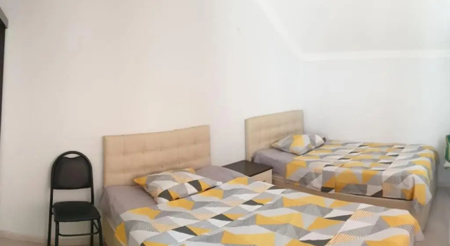 Guesthouse Rest Point, Rezerwuj Hotel Hotele w Merisi z parkingiem, Parking