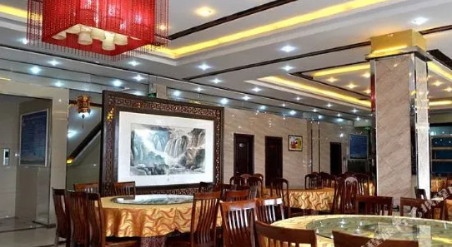 Jiuxing Hotel (Tai'an Bus Station Taishan Railway Station Branch)