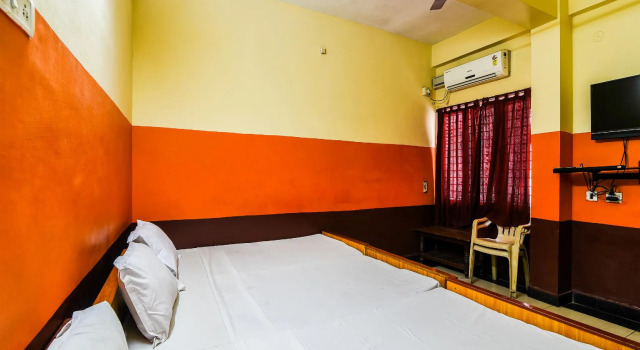 Номер Standard Hotel O Srinivasa Residency Lodge