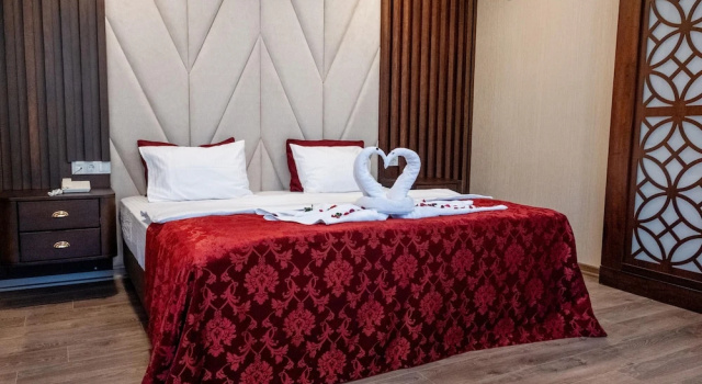 Семейный люкс Kronos Hotel