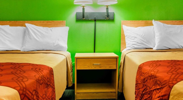 Econo Lodge Battle Creek, 预订 酒店 巴特尔克里克 密歇根州