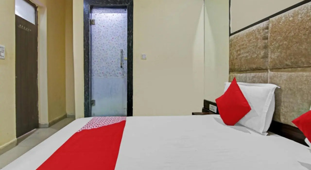 OYO Flagship 80456 Arjun Palace