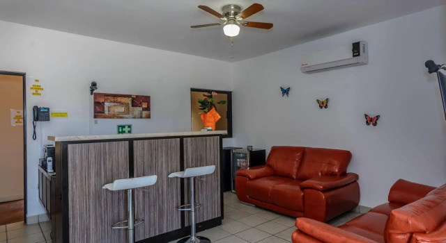 One of a Kind Cabo Family Unit, Забронировать Отель Отели Южной Нижней Калифорнии с парковкой, Парковка