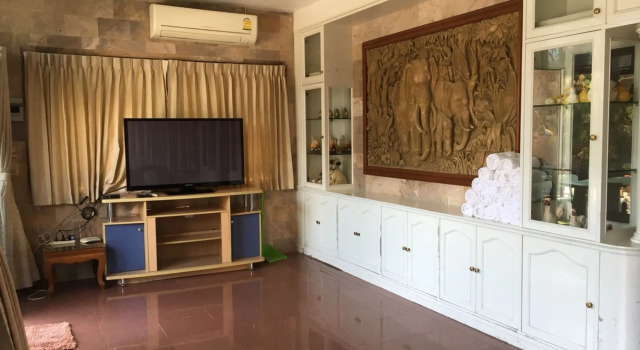 Fatalayjone Resort, Rezervovat Lázně / Resort Hotely v Central Thailand s parkováním, Parkování