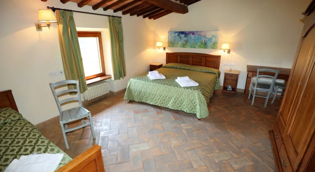 Hotel Relais Santa Genoveffa, Забронировать Отель Чивителла-Паганико Гроссето