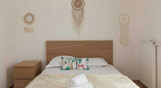 Charming Apartment 2br/4p - Near to Lyon, Rezerwuj Apartament Hotele w Rhône z parkingiem, Parking