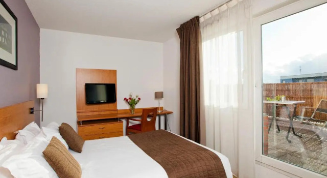 Студия Premium с балконом Séjours & Affaires Rouen Normandie