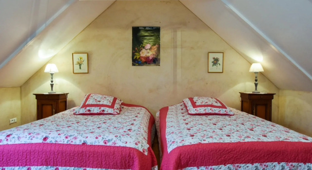 Cosy holiday home with terrace near Quimperl, Prenota Hotel Hotel economici a Bretagna