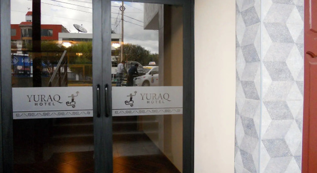 Yuraq Hotel